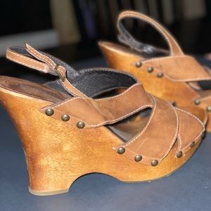 Donald J. Pilner Leather Wedges